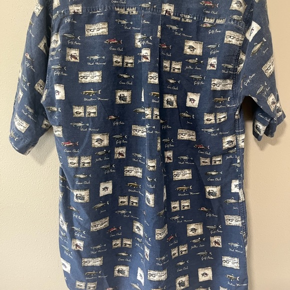 Vintage fishing lure button down shirt - Picture 4 of 4